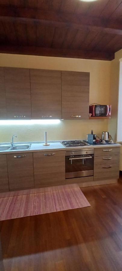 Daisy Apartment In Centro A Como Zewnętrze zdjęcie