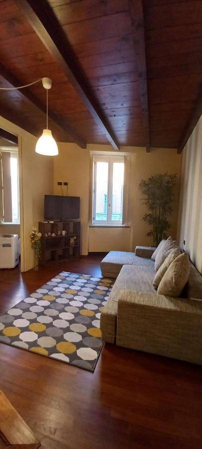 Daisy Apartment In Centro A Como Zewnętrze zdjęcie